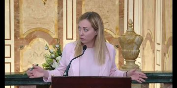 #NoJournalistsNoNews – Nuovo caso alla press conference di Tunisi. Alg: in assenza di giornalisti le conferenze stampa non diventino notizie